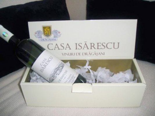 Isărescu a vândut vin de peste 2,6 milioane lei